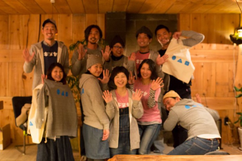 山口県萩市のゲストハウスrucoにてキヌヤさんのグッズの展示即売会