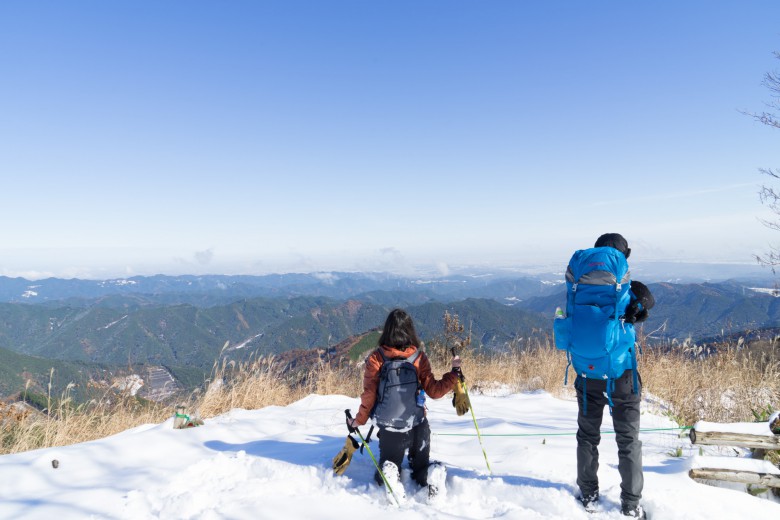 益田工房メンバー、棒ノ折山登山の様子